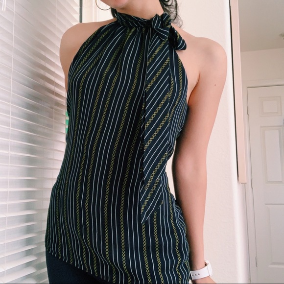 Banana Republic Tops - Banana Republic Scarf Tie Neck Blouse